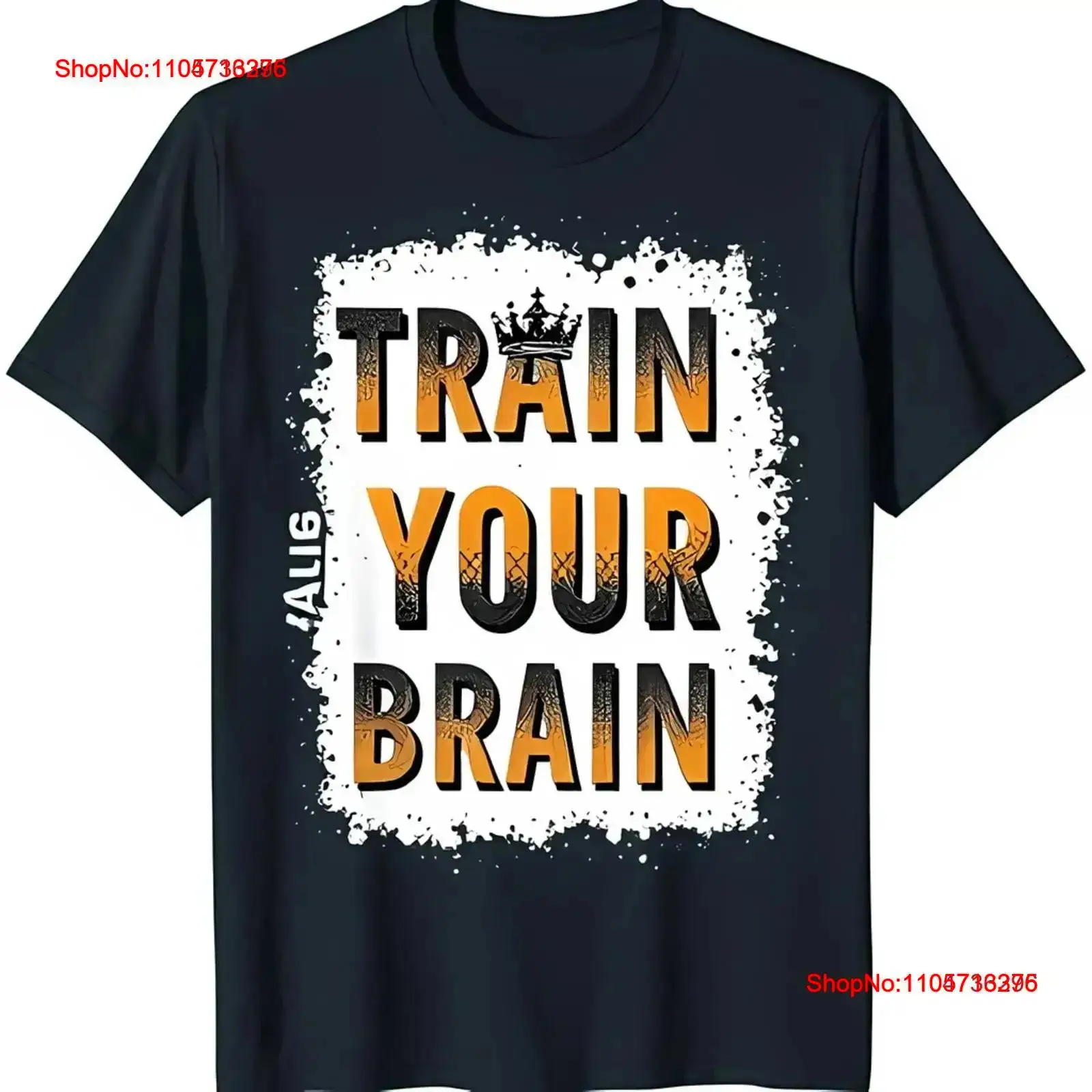 เสื้อยืดสีดำลายตัวอักษร 