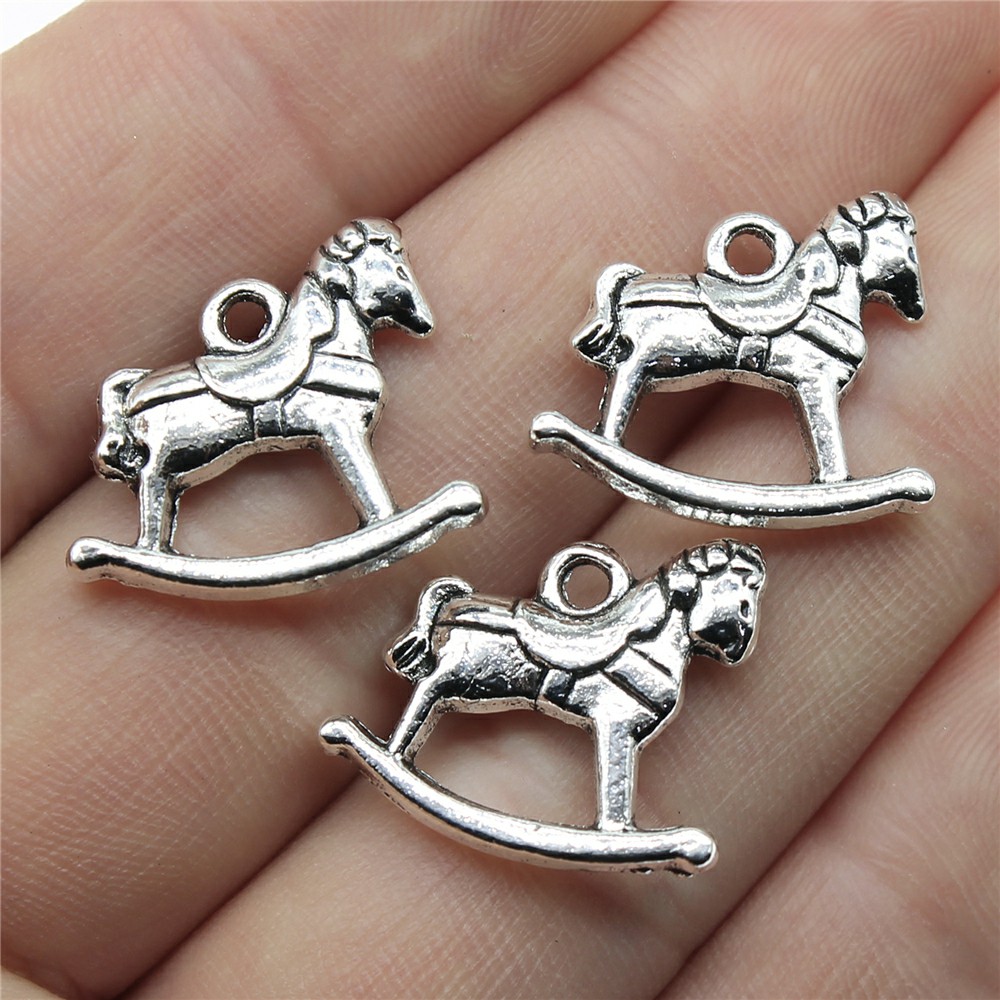 WYSIWYG 4ชิ้นอุปกรณ์เสริมเสน่ห - Vintage Fashion Toys บทวิจารณ์และราคา
