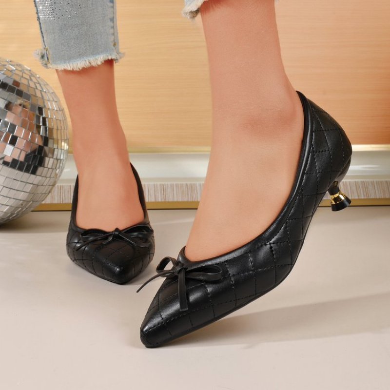 รองเท้าส้นเตี้ยหัวแหลมประดับโบ - Vintage Fashion Ladies บทวิจารณ์และราคา